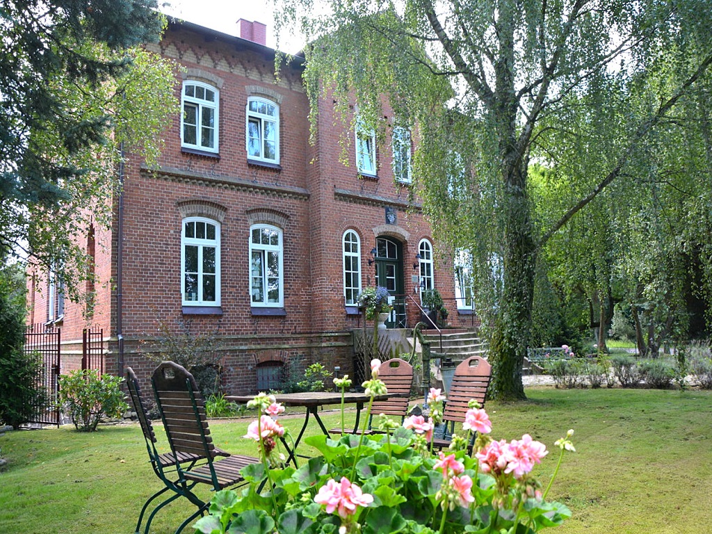 Gusthaus_Zietlitz_Hausansicht_2